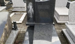 pojedynczy nagrobek